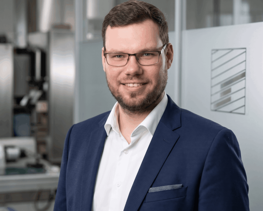 Kontaktportrait von Tobias Schönleben